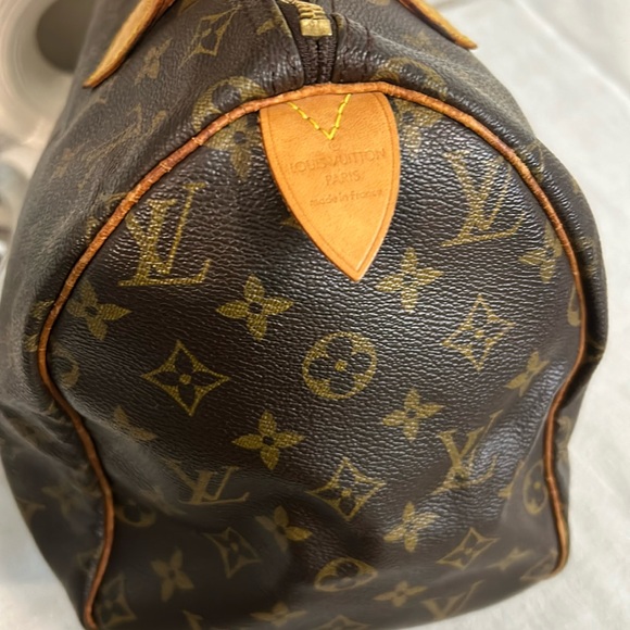 Authentic Louis Vuitton speedy 30 - Picture 4 of 17